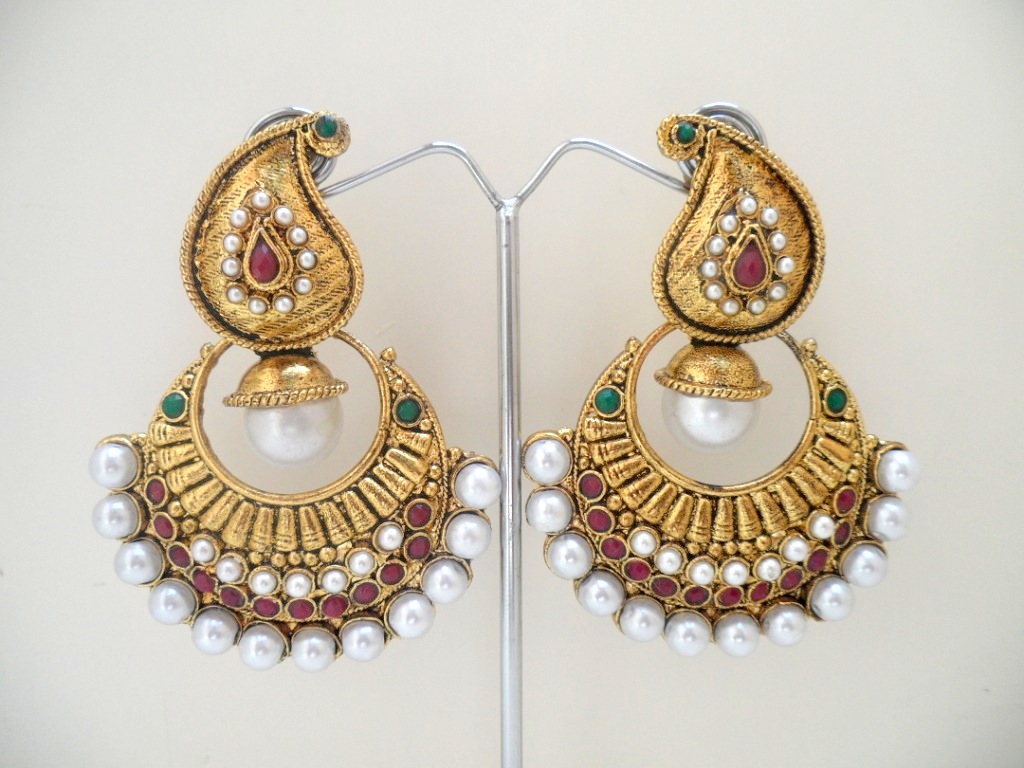 Moti earrings online Clearance