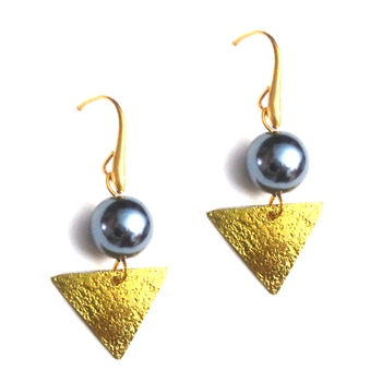 Golden Triangle Pearl Earrings