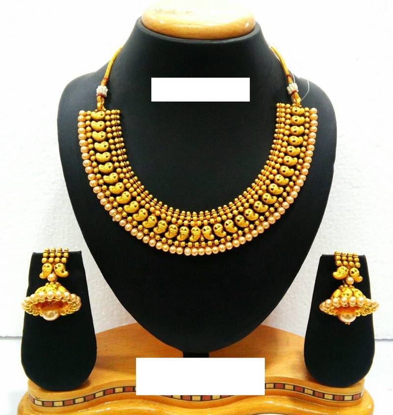 Buy stones necklace set Online